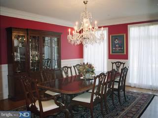 1006 Whitegate Road Wayne, PA 19087 - Photo 3 of 6