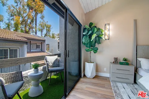 $1,199,000 | 1925 South Beverly Glen Boulevard, Unit 30, Los Angeles, CA 90025