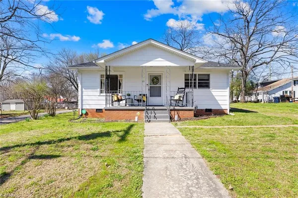 $134,900 | 617 Hargrave Street, Lexington, NC 27292