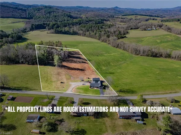 $499,000 | 1061 Garvey Road, Piney Creek, NC 28663