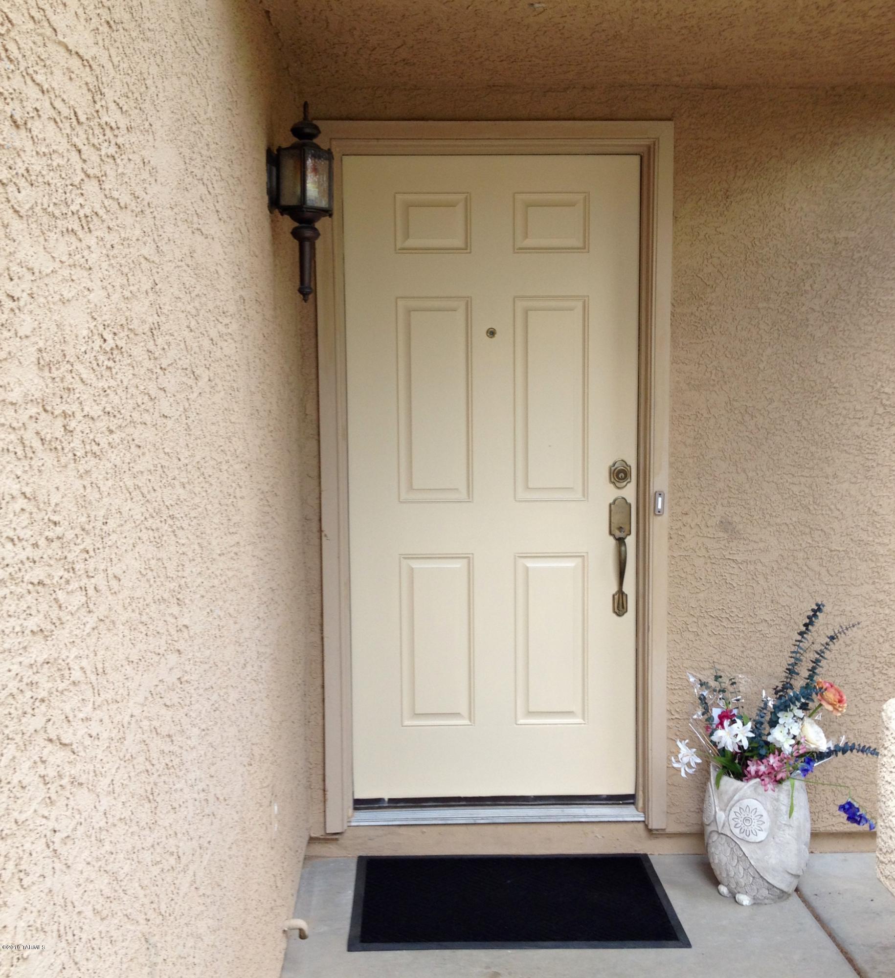 7931 North Iron Ridge Drive Tucson, AZ 85743 - Photo 2 of 21 a view of bathroom with a shower