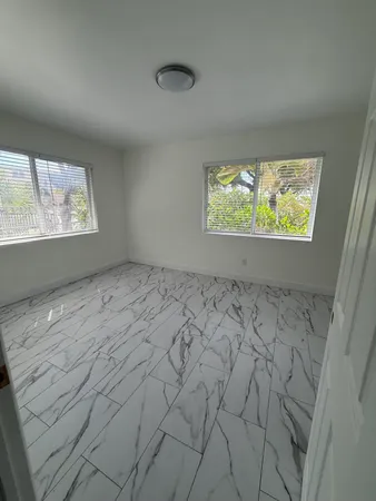 $1,800 | 12 North B Street, Lake Worth Beach, FL 33460