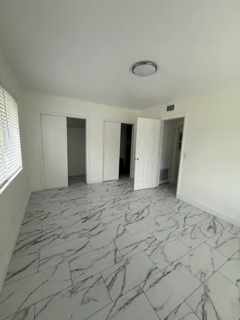 $1,800 | 12 North B Street, Lake Worth Beach, FL 33460