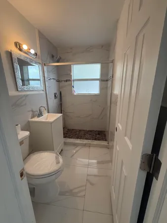 $1,800 | 12 North B Street, Lake Worth Beach, FL 33460