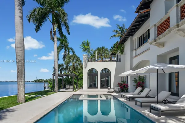 $29,500,000 | 5300 North Bay Road, Miami Beach, FL 33140