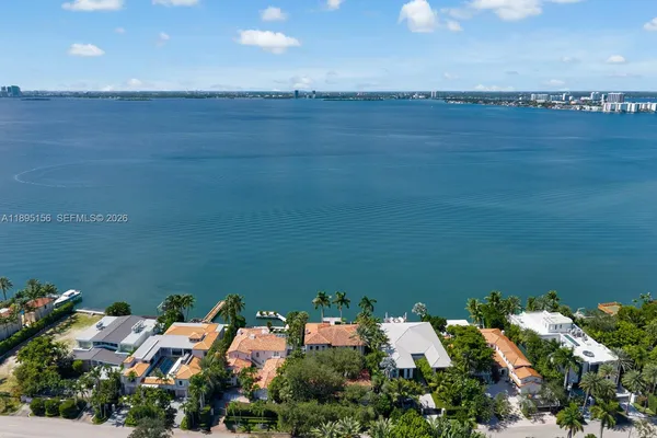 $29,500,000 | 5300 North Bay Road, Miami Beach, FL 33140