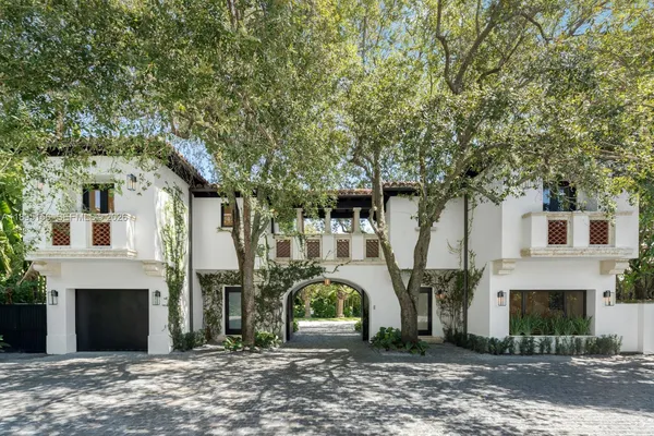 $29,500,000 | 5300 North Bay Road, Miami Beach, FL 33140