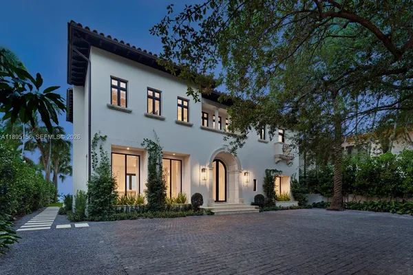 $29,500,000 | 5300 North Bay Road, Miami Beach, FL 33140