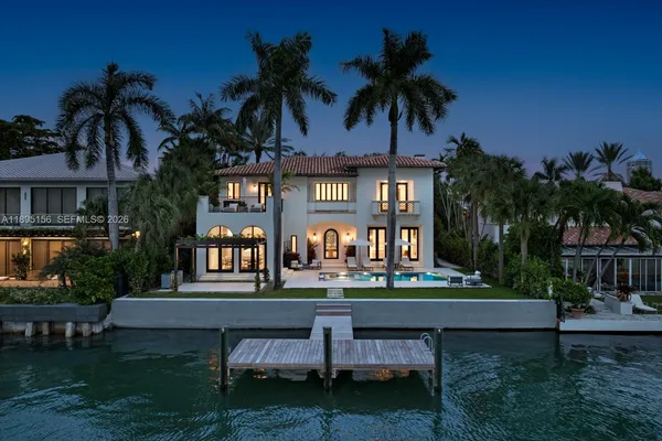 $29,500,000 | 5300 North Bay Road, Miami Beach, FL 33140