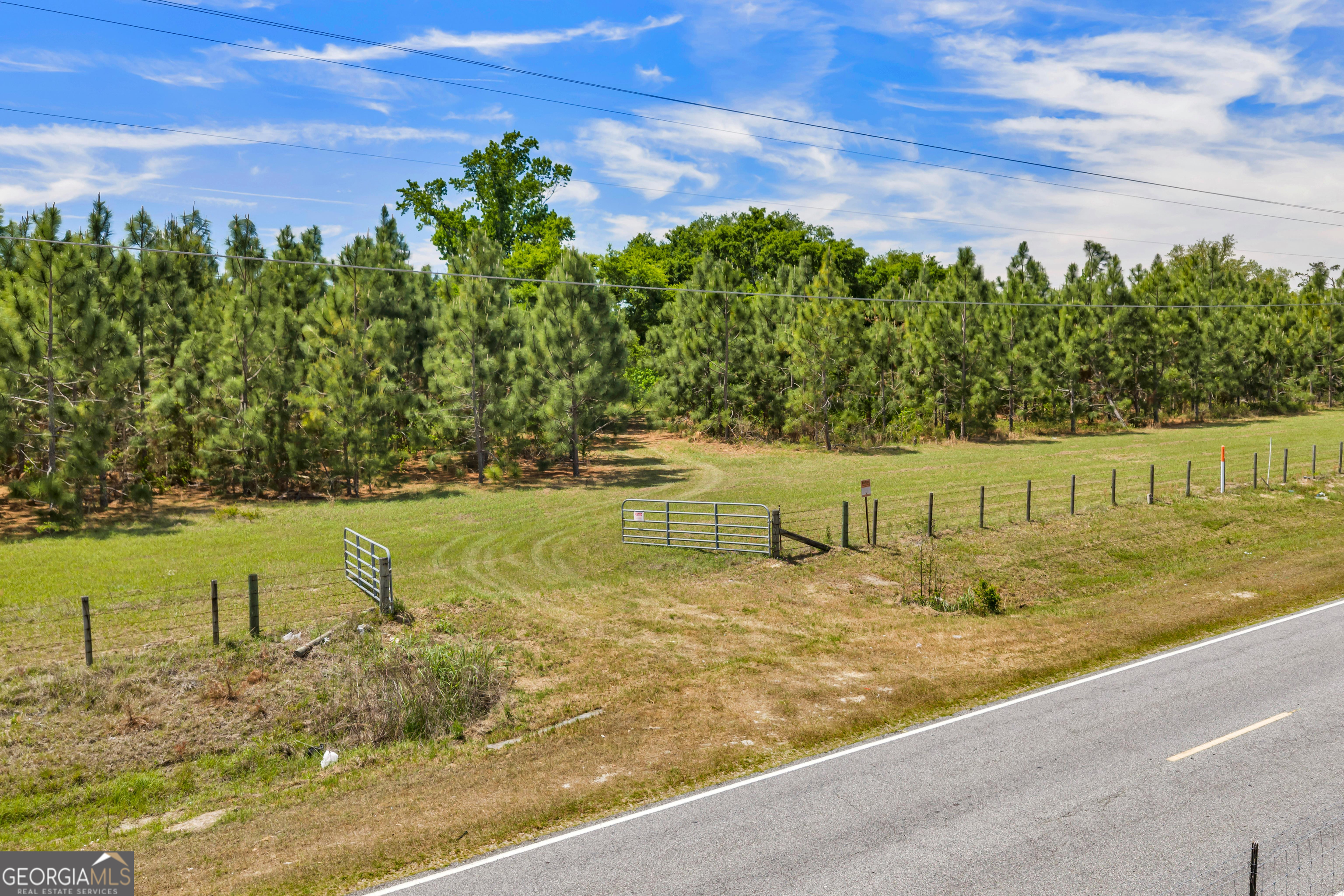 3807 Val Tech Road Valdosta, GA 31602 - Photo 27 of 39 a view of a lake with a yard