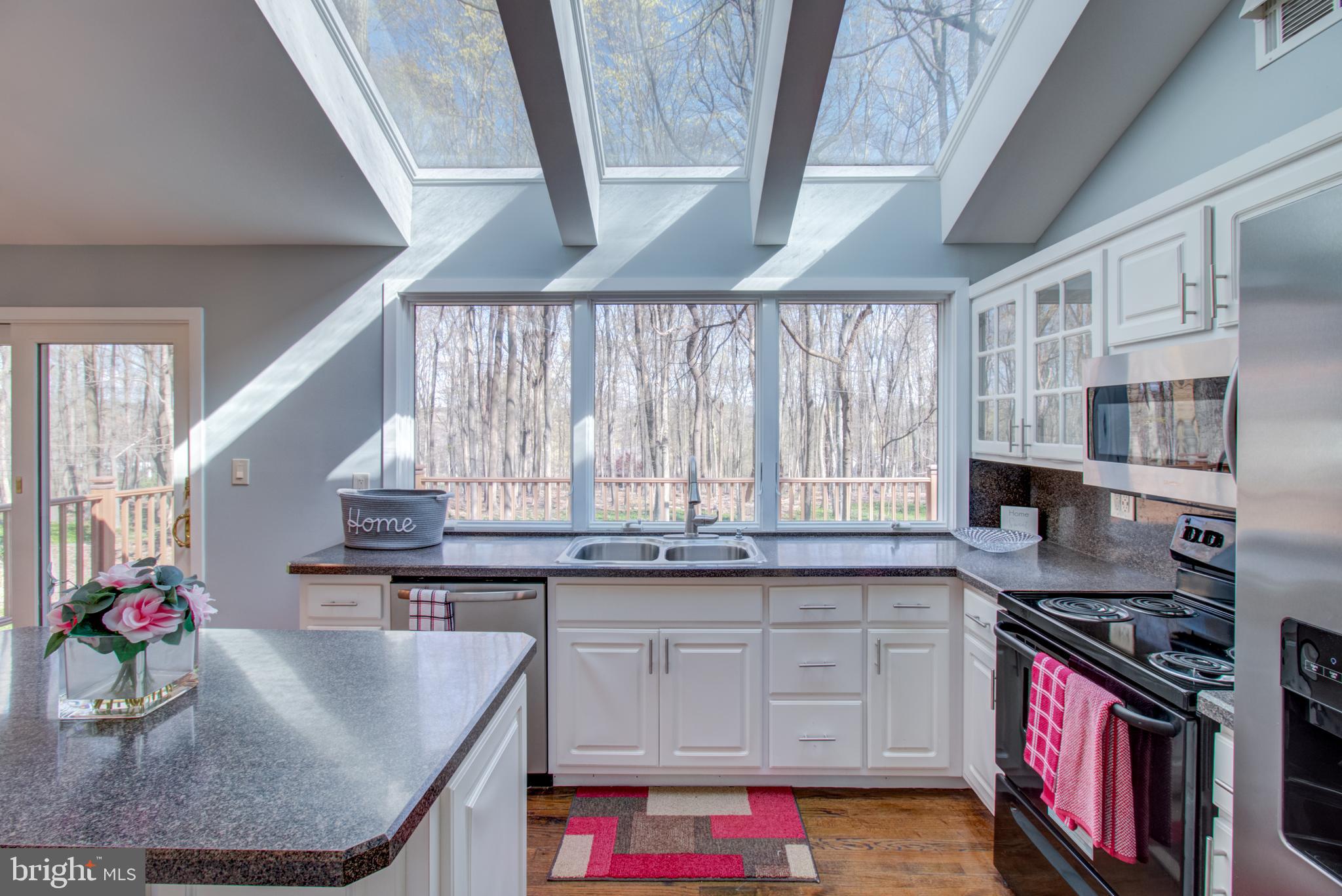 137 Reservoir Road Hopewell, NJ 08525 - Photo 11 of 39 Gallery Image 11