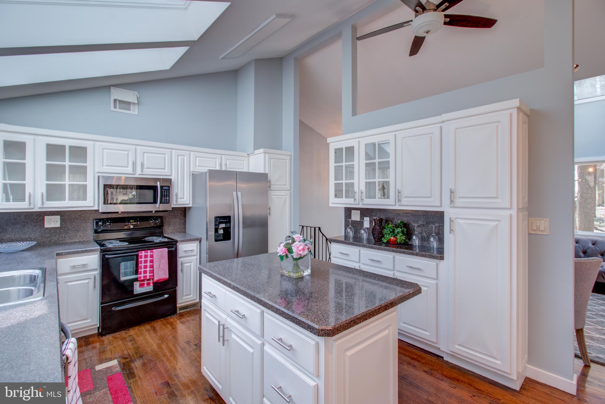137 Reservoir Road Hopewell, NJ 08525 - Photo 14 of 39 Gallery Image 14