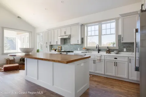 $1,750,000 | 5433 Highway 23, Windham, NY 12496