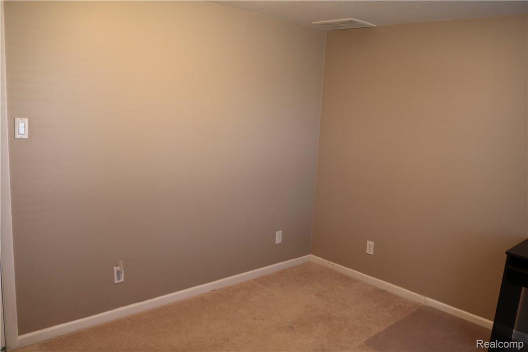 12103 Coolidge Road Goodrich, MI 48438 - Photo 24 of 35 IMG_0449.JPG