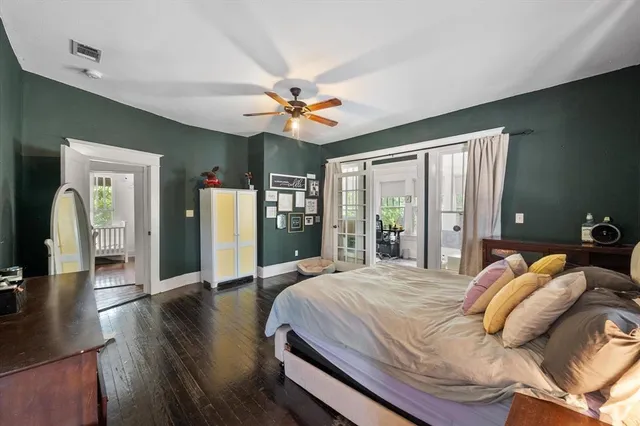 $325,000 | 100 Corsicana Street, Hillsboro, TX 76645