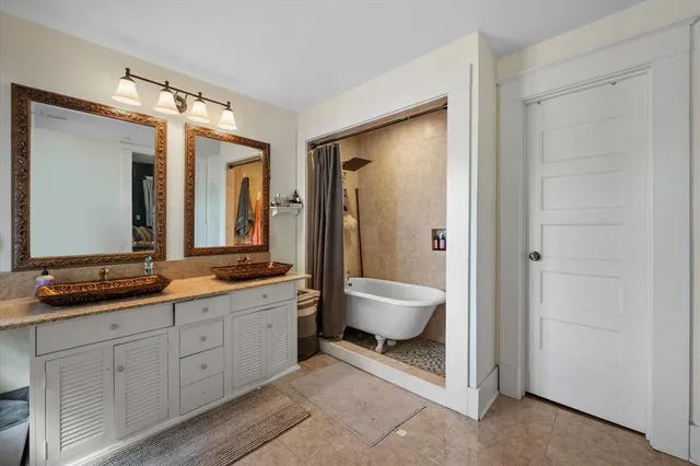 $325,000 | 100 Corsicana Street, Hillsboro, TX 76645