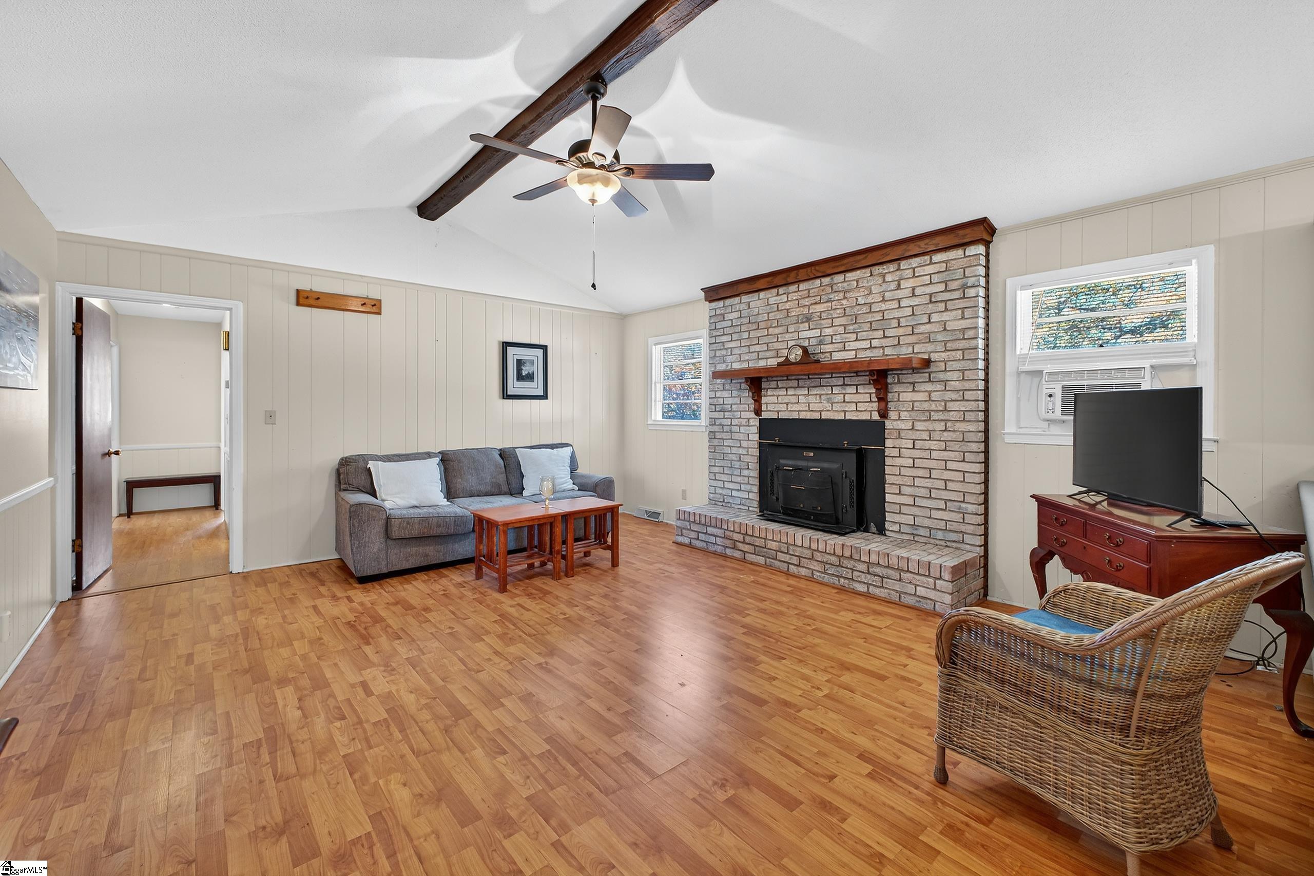 130 Callaham Acres Road Liberty, SC 29657 - Photo 3 of 36