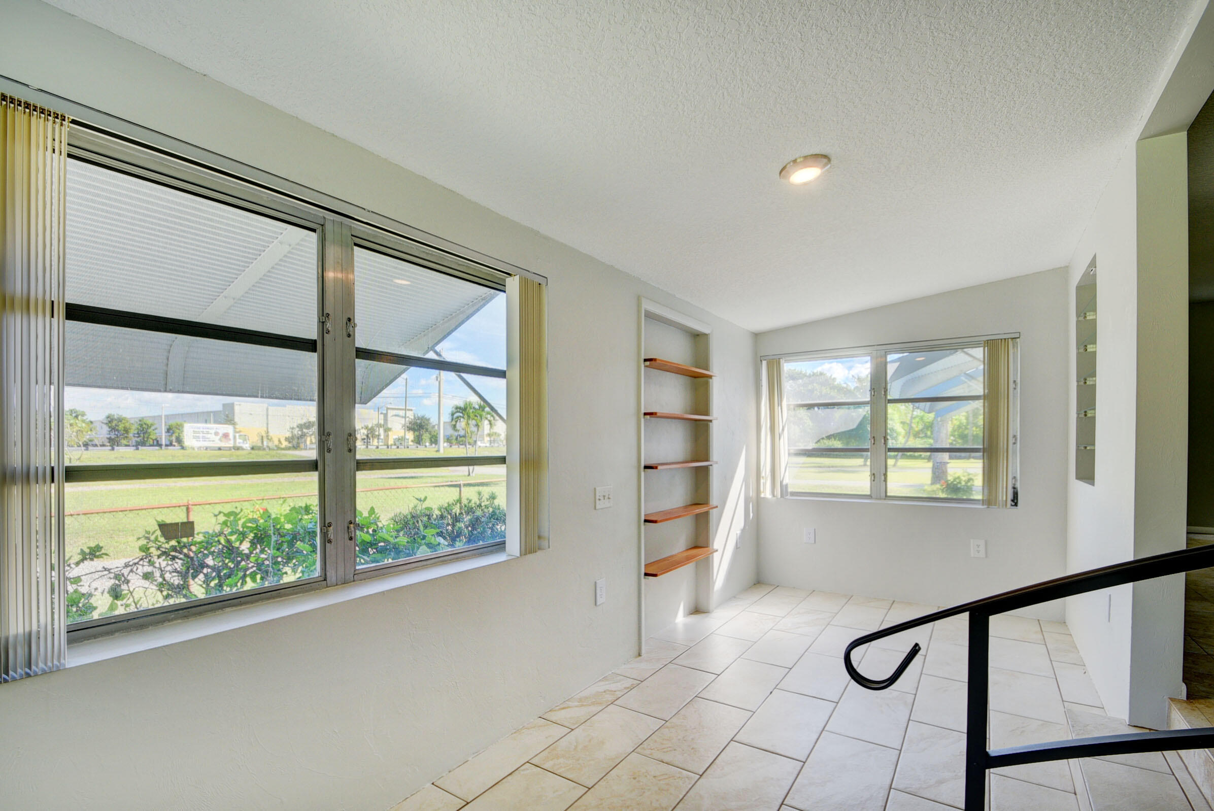 6698 Belvedere Road West Palm Beach, FL 33413 - Photo 13 of 57 12_house (12)