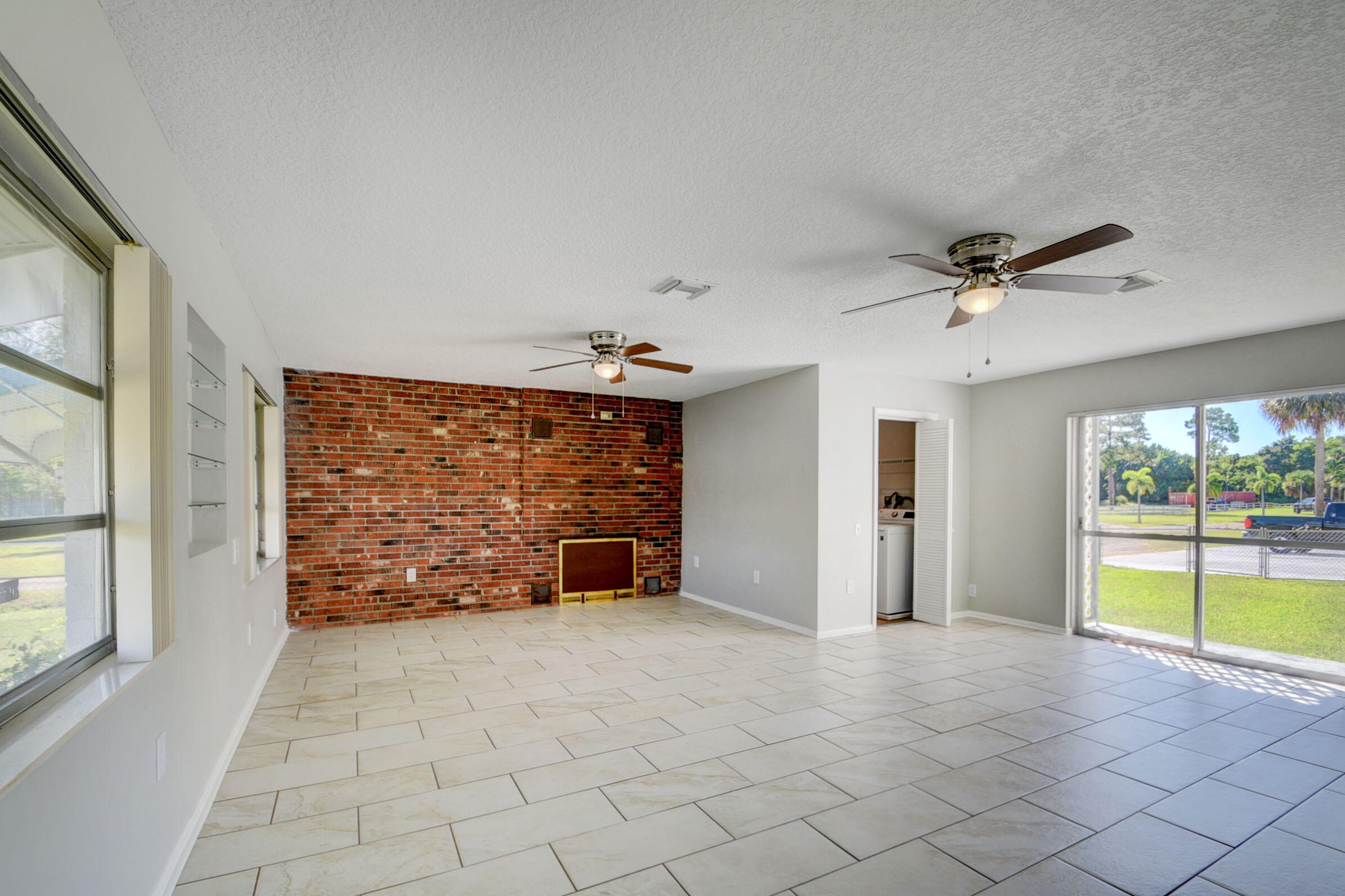 6698 Belvedere Road West Palm Beach, FL 33413 - Photo 22 of 57 20_house (20)