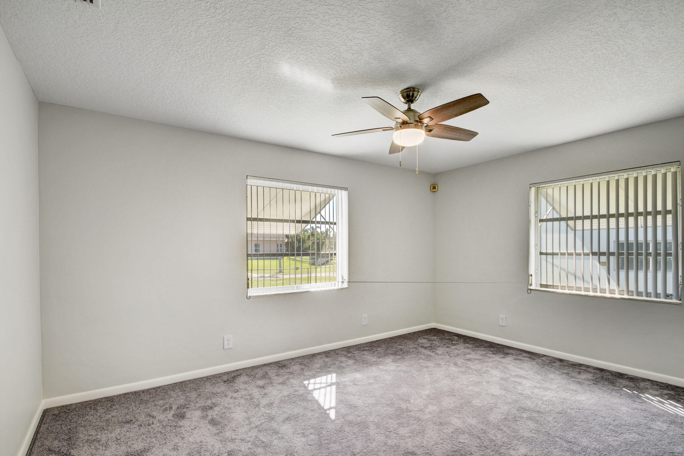 6698 Belvedere Road West Palm Beach, FL 33413 - Photo 30 of 57 26_house (26)