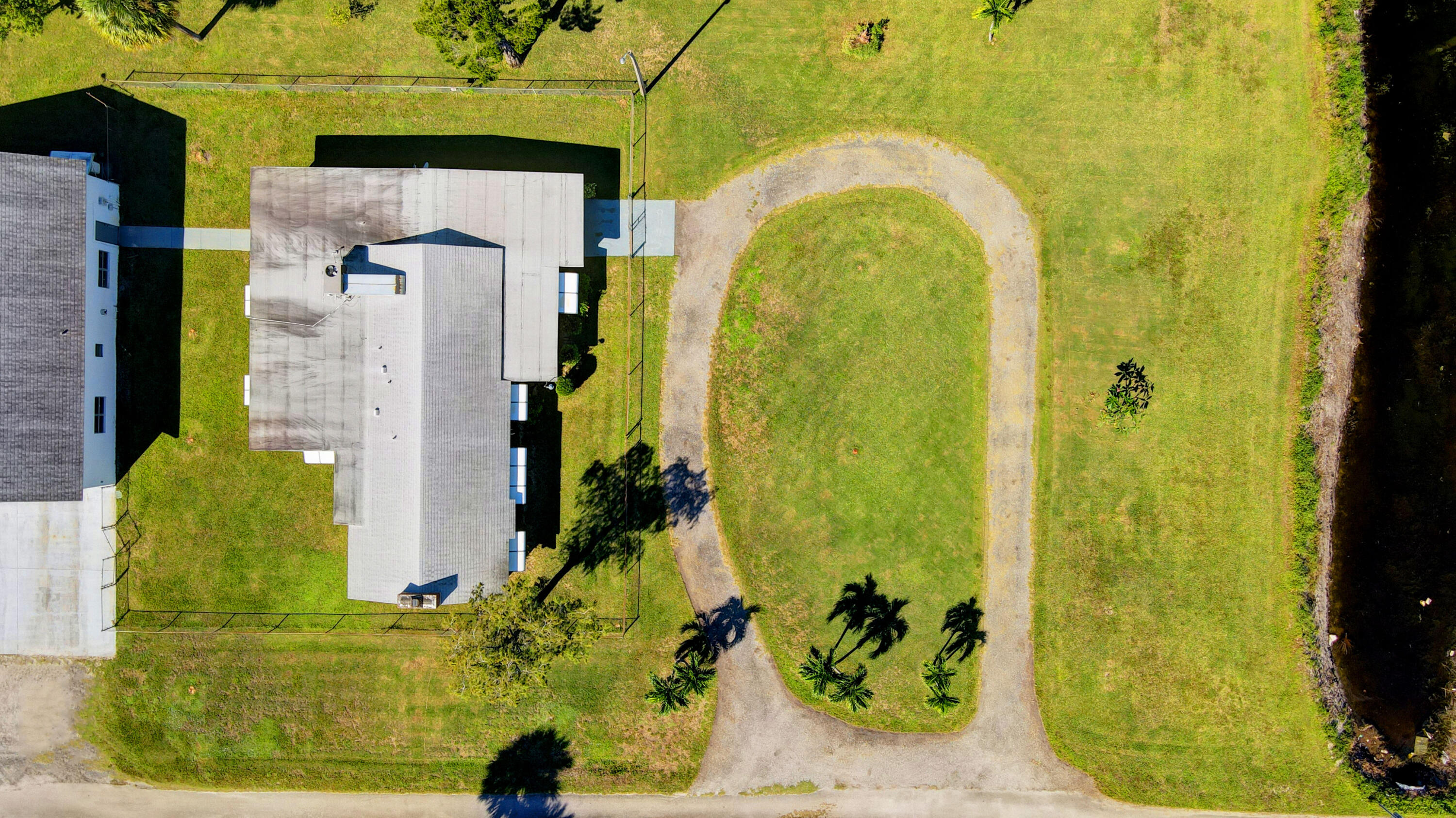 6698 Belvedere Road West Palm Beach, FL 33413 - Photo 54 of 57 51_house air (10)