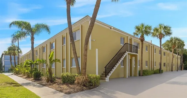 $1,595 | 3206 West Azeele Street, Unit 219, Tampa, FL 33609