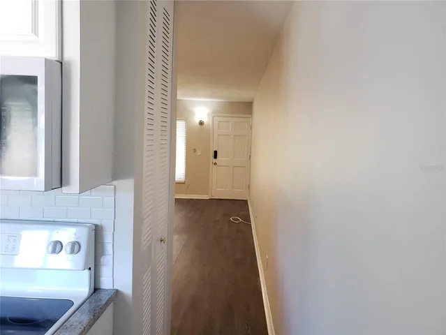 $1,595 | 3206 West Azeele Street, Unit 219, Tampa, FL 33609