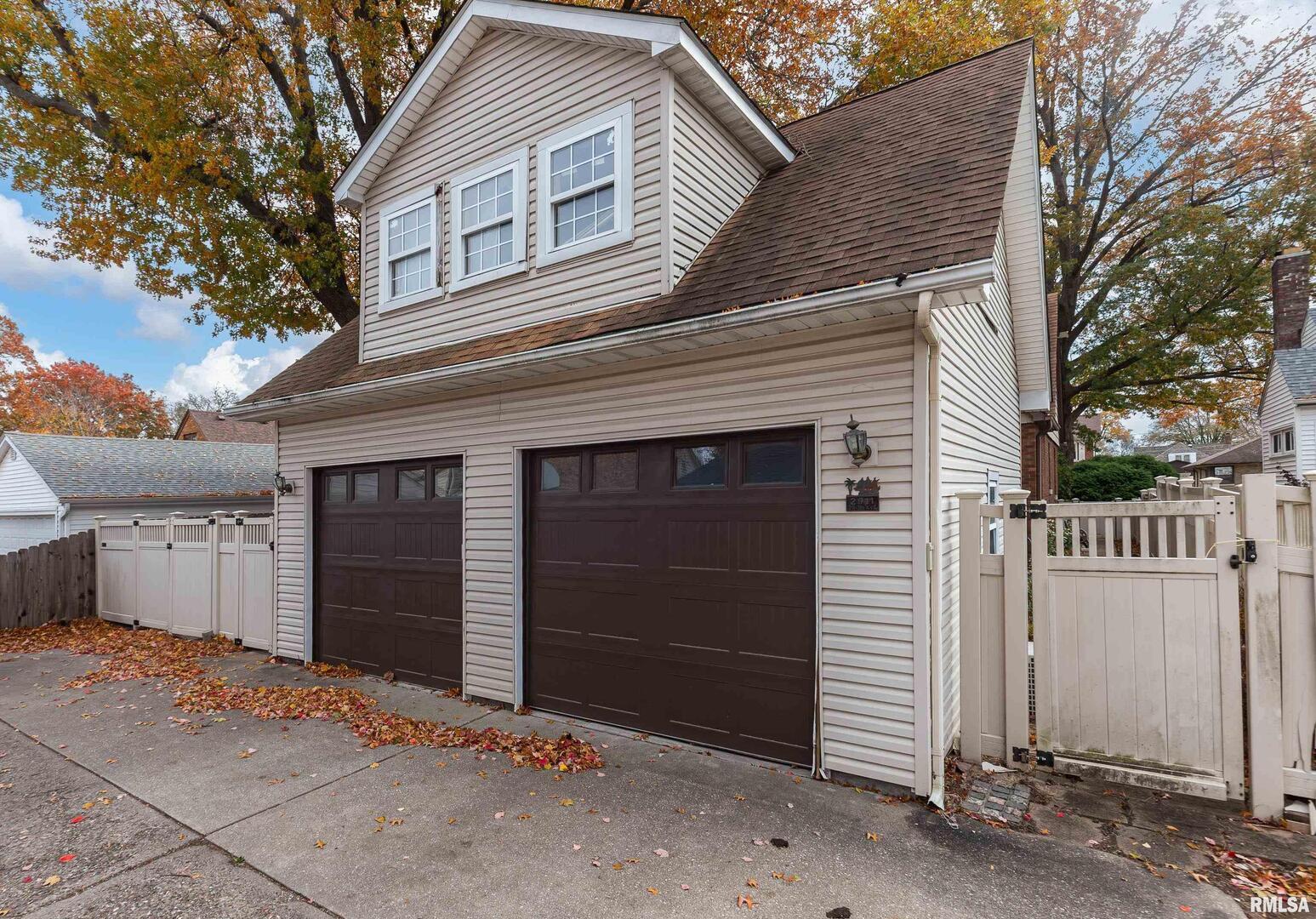 2911 25th Avenue Moline, IL 61265 - Photo 7 of 28