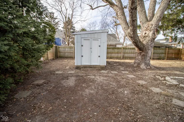 $159,900 | 115 East McAllister Road, Windfall, IN 46076