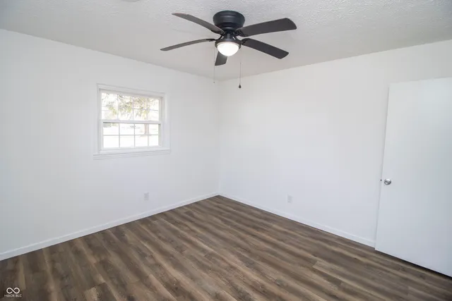 $159,900 | 115 East McAllister Road, Windfall, IN 46076