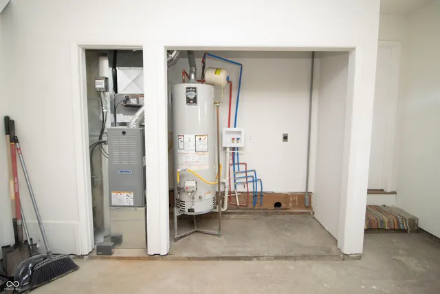 $159,900 | 115 East McAllister Road, Windfall, IN 46076