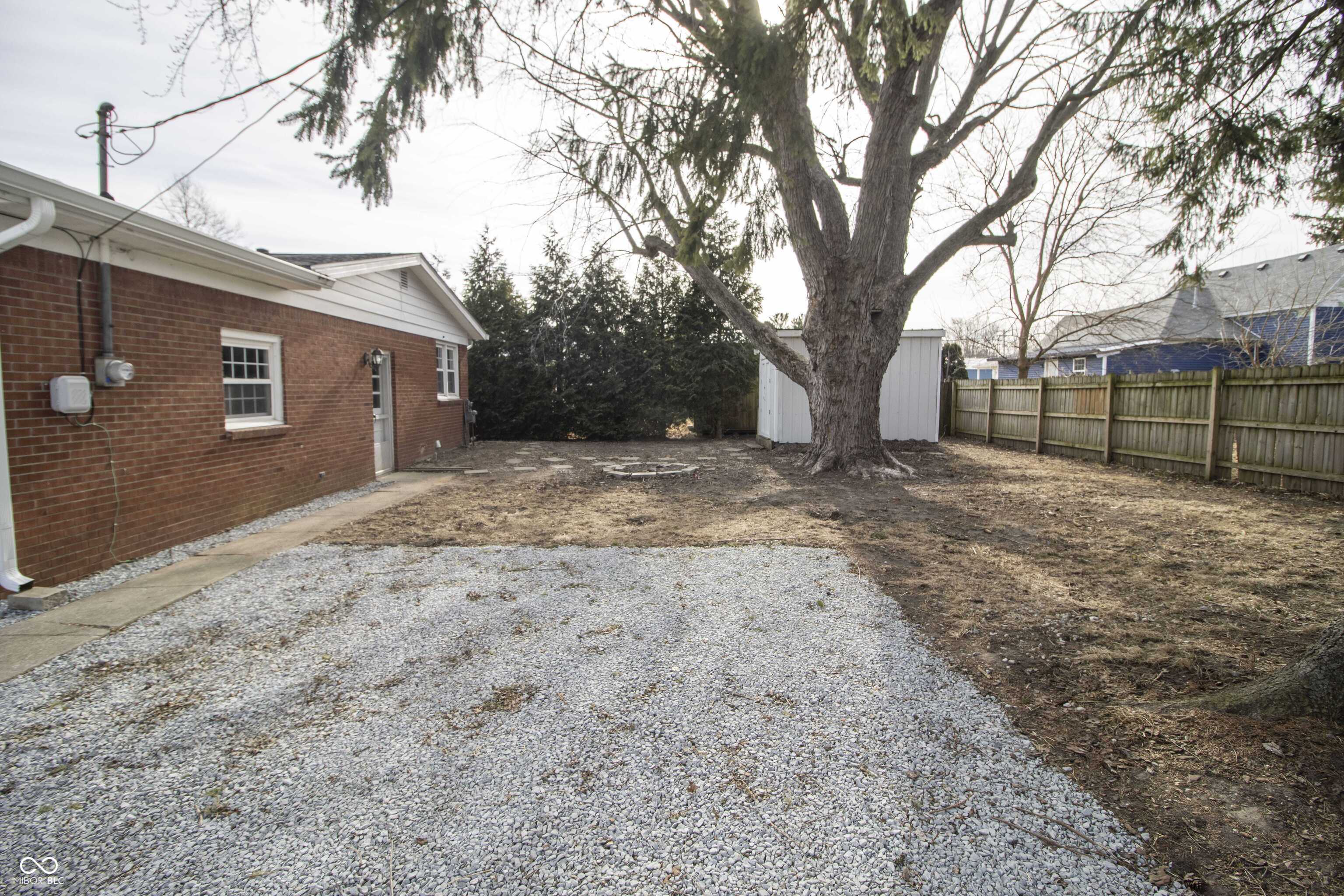 115 East McAllister Road Windfall, IN 46076 - Photo 8 of 36