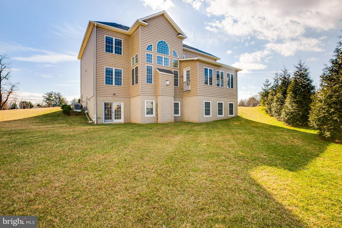 20201 Bupp Road Poolesville, MD 20837 - Photo 8 of 9 Exterior Rear - view 2