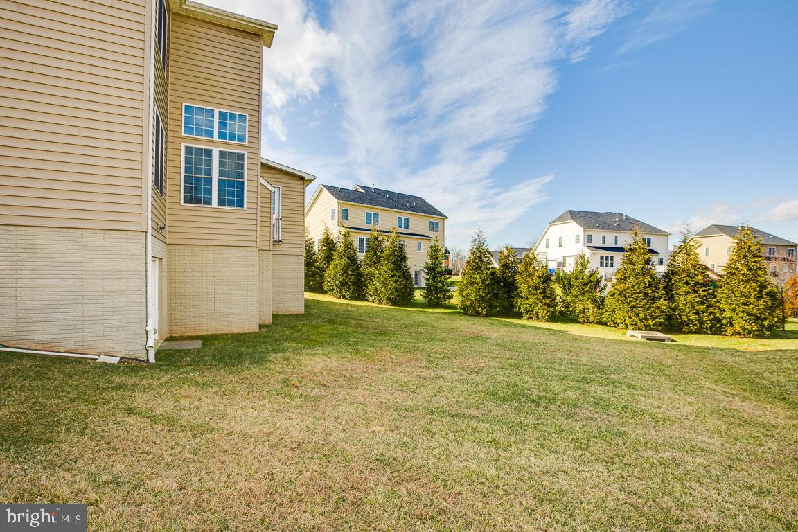 20201 Bupp Road Poolesville, MD 20837 - Photo 9 of 9 Exterior Rear - view 3