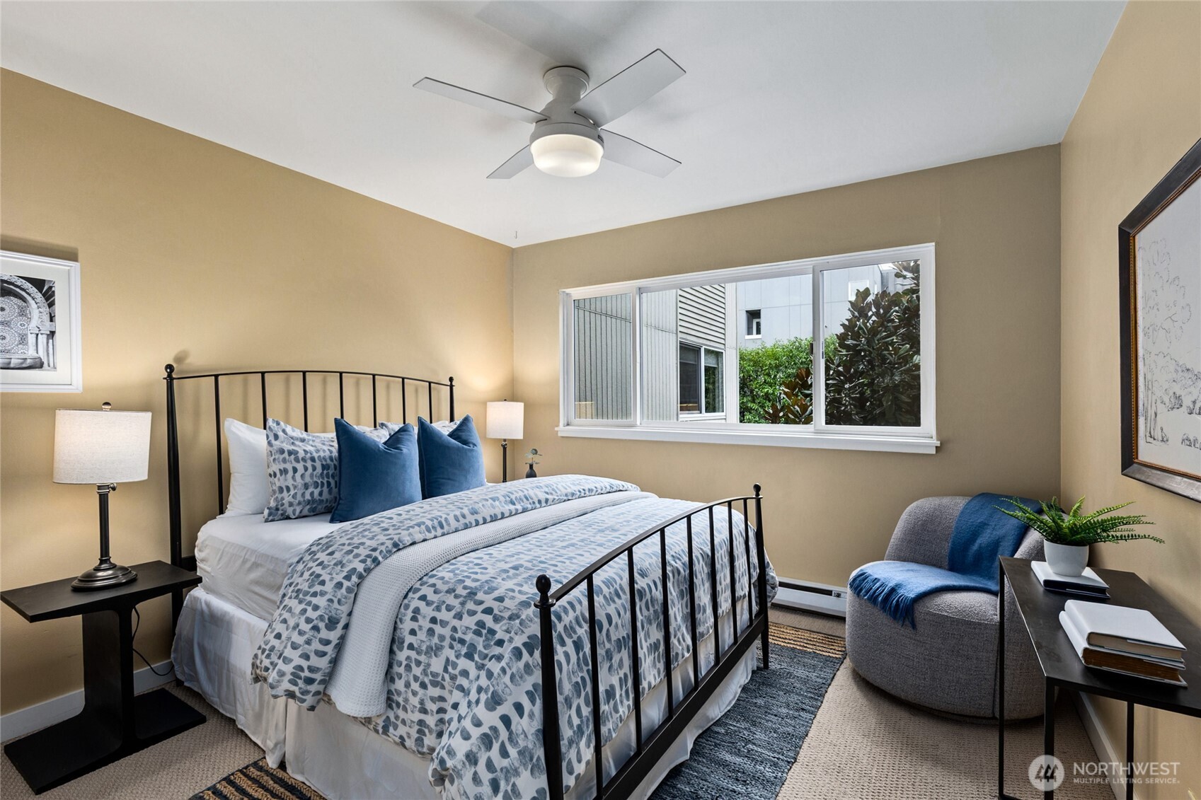 2111 East John Street, Unit 202 Seattle, WA 98112 - Photo 5 of 13