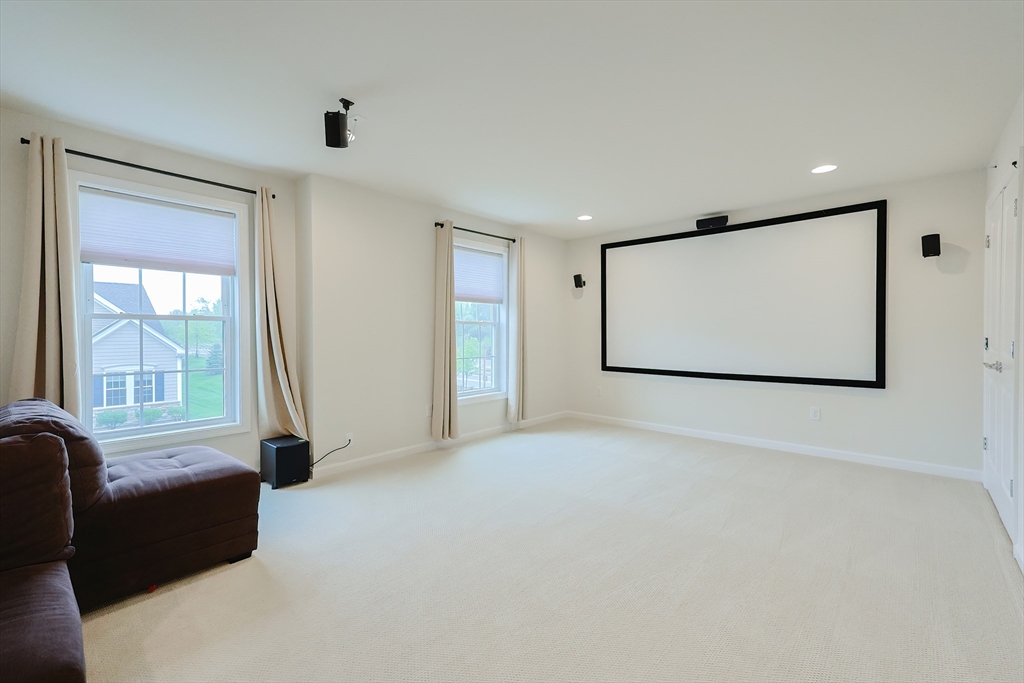1 Walnut Way, Unit 1 Hopkinton, MA 01748 - Photo 18 of 42 Gallery Image 18