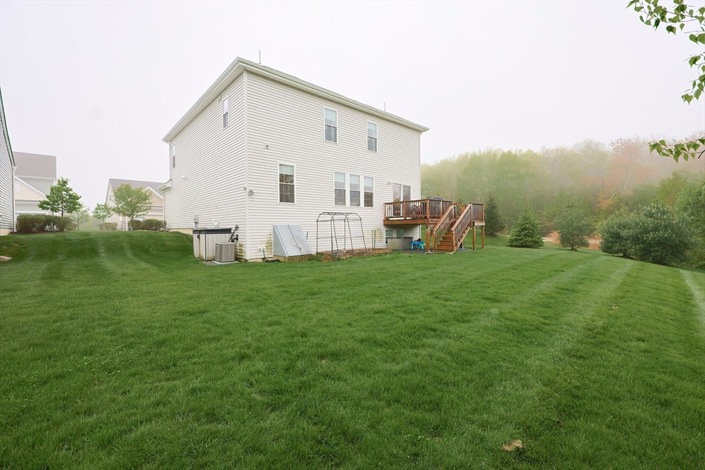 1 Walnut Way, Unit 1 Hopkinton, MA 01748 - Photo 38 of 42 Gallery Image 38