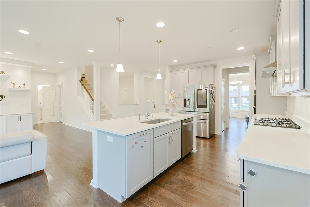 1 Walnut Way, Unit 1 Hopkinton, MA 01748 - Photo 9 of 42 Gallery Image 9