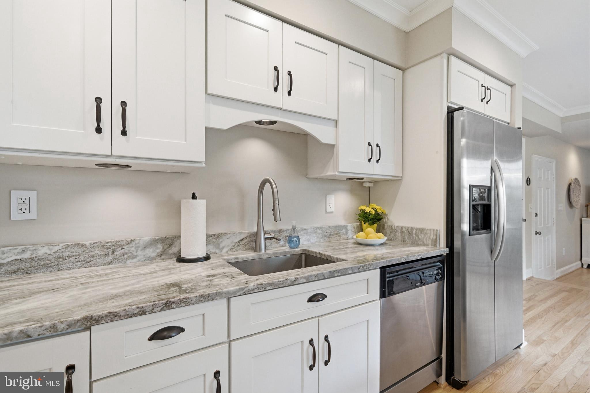 1707 Candlestick Way Owings, MD 20736 - Photo 17 of 59 Stainless appliances.