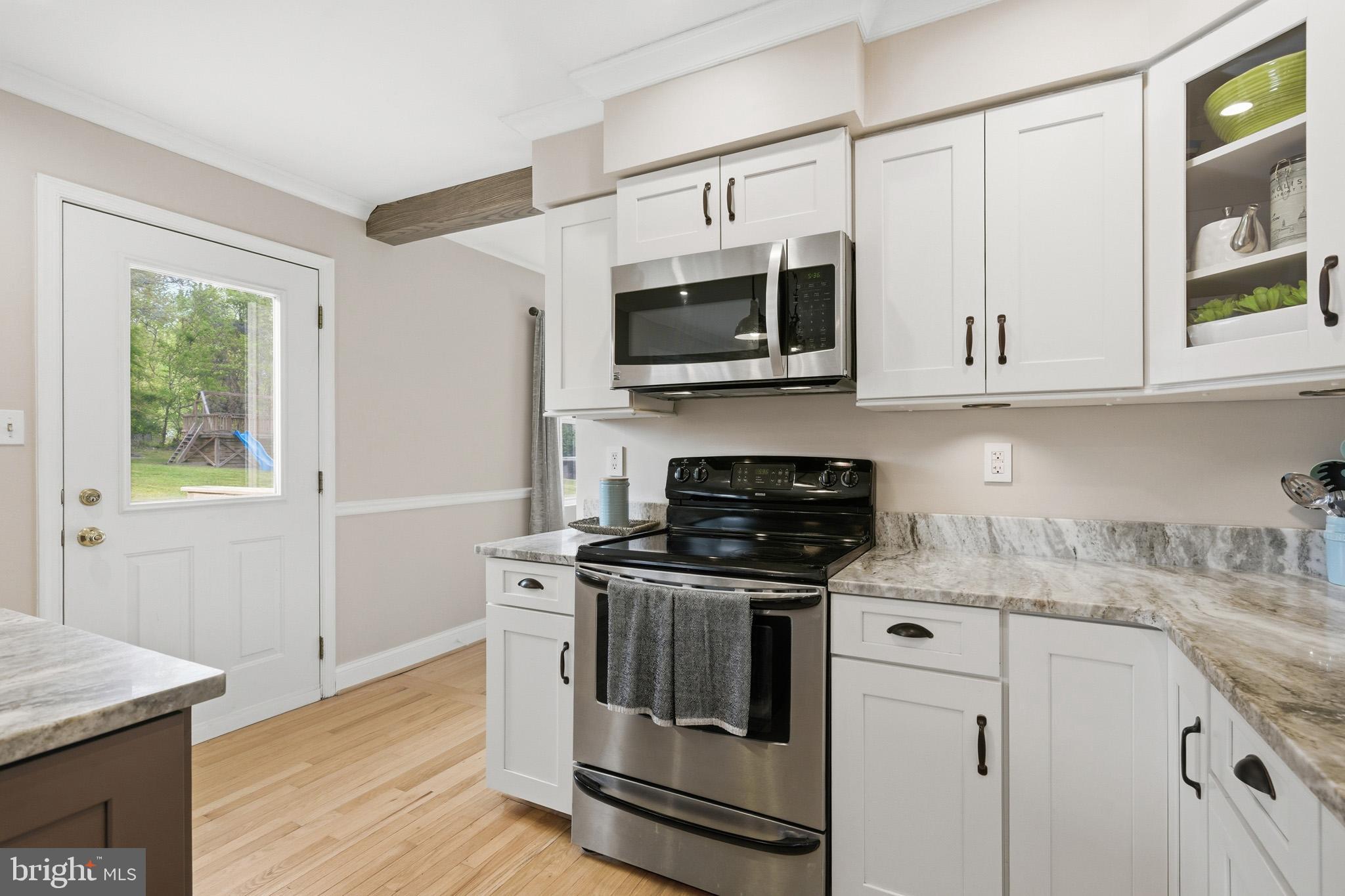 1707 Candlestick Way Owings, MD 20736 - Photo 18 of 59 Great counter and cabinet space.
