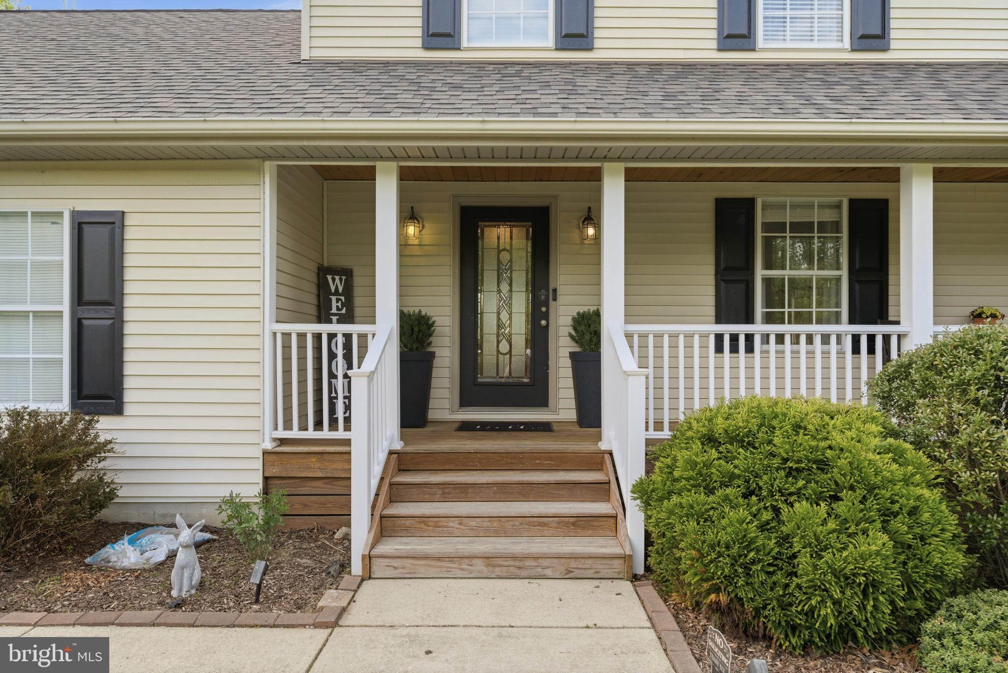 1707 Candlestick Way Owings, MD 20736 - Photo 4 of 59 Welcoming front porch.