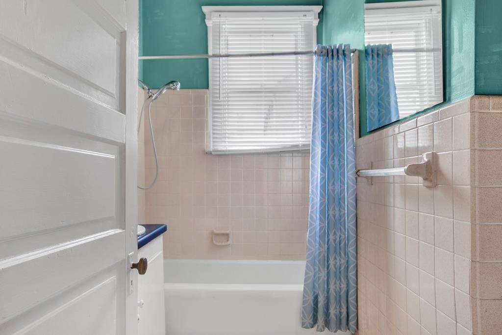 355 College Drive Gaffney, SC 29340 - Photo 14 of 25