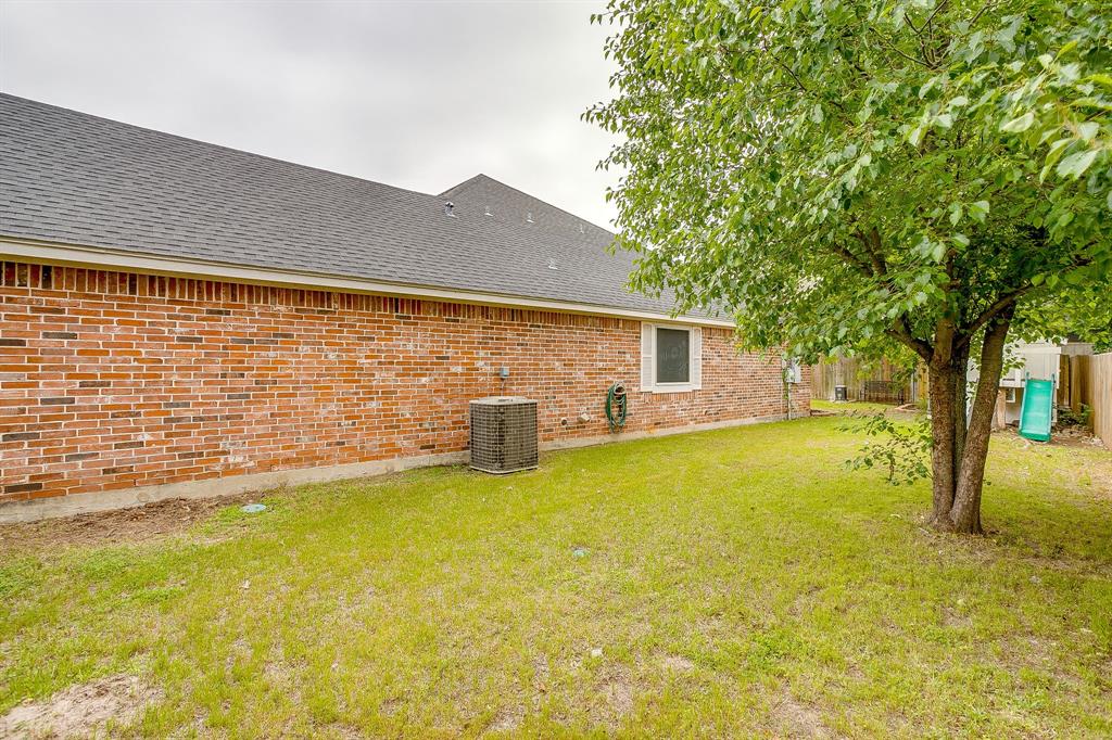 131 Mockingbird Lane Aledo, TX 76008 - Photo 37 of 40