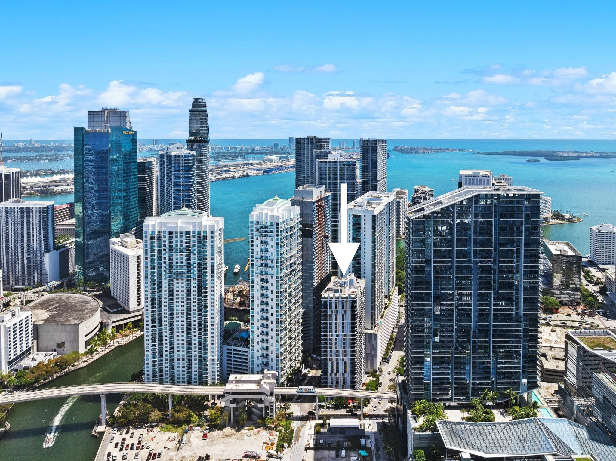 31 Southeast 6th Street, Unit 2002 Miami, FL 33131 - Photo 24 of 24 a view of a city with tall buildings