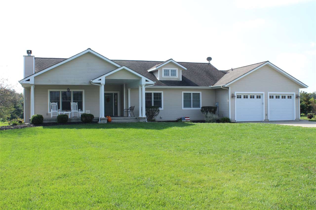 2361 North Fox Farm Road Warsaw, IN 46580 - Photo 1 of 26 Gallery Image 1