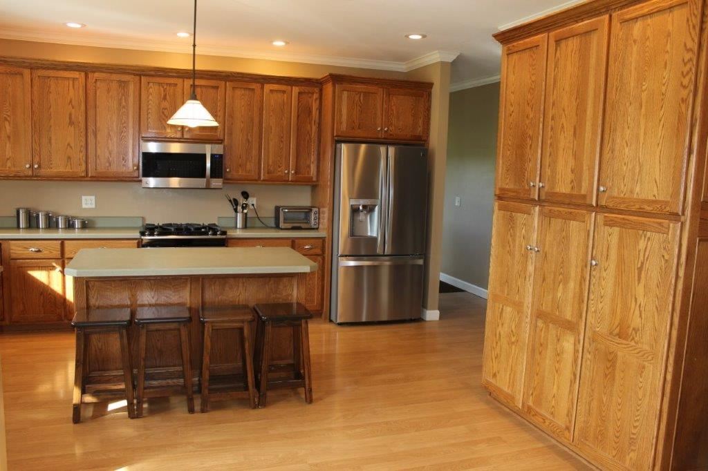 2361 North Fox Farm Road Warsaw, IN 46580 - Photo 4 of 26 Gallery Image 4