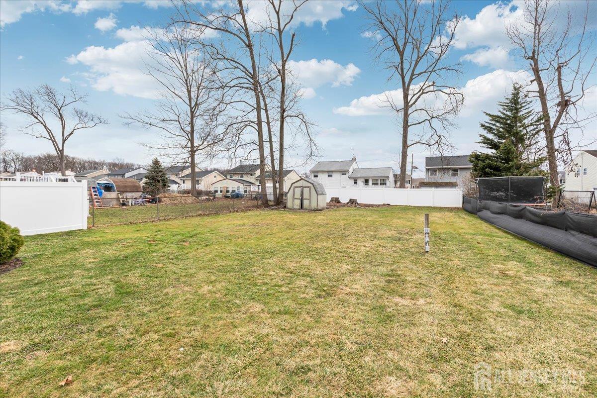 93 Inwood Avenue Colonia, NJ 07067 - Photo 23 of 32