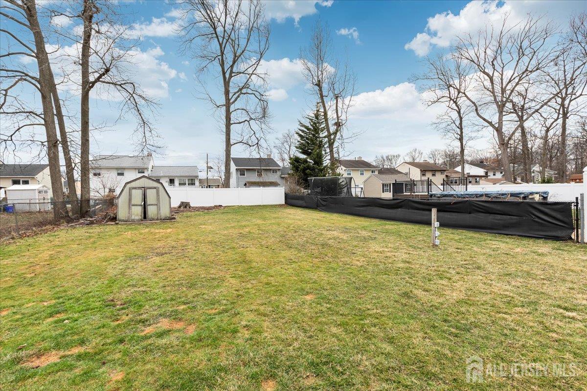 93 Inwood Avenue Colonia, NJ 07067 - Photo 24 of 32