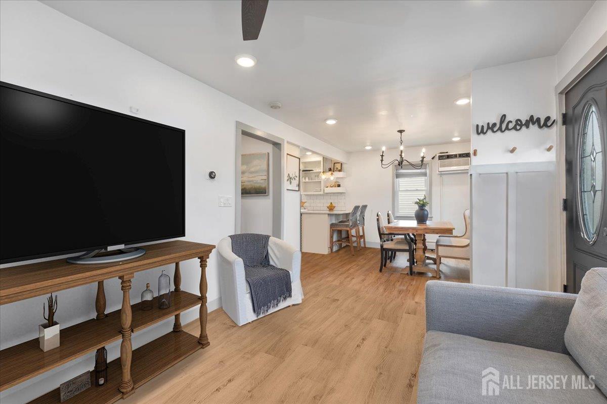 93 Inwood Avenue Colonia, NJ 07067 - Photo 4 of 32