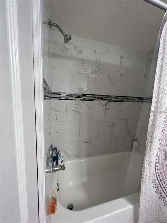 5168 Conroy Road, Unit 28 Orlando, FL 32811 - Photo 13 of 14